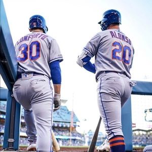 Meet your Posher, Marcos